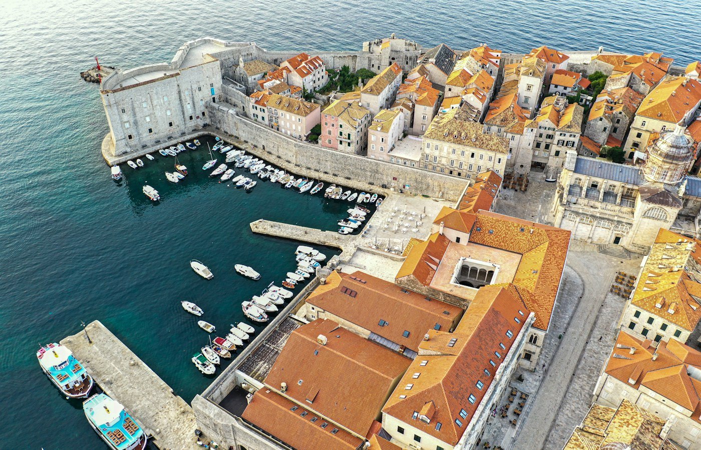 Tourism in Venin